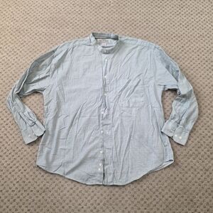 Textures by natural issue button down